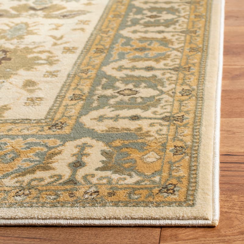 SAFAVIEH Heirloom Tamra Traditional Oriental Rug