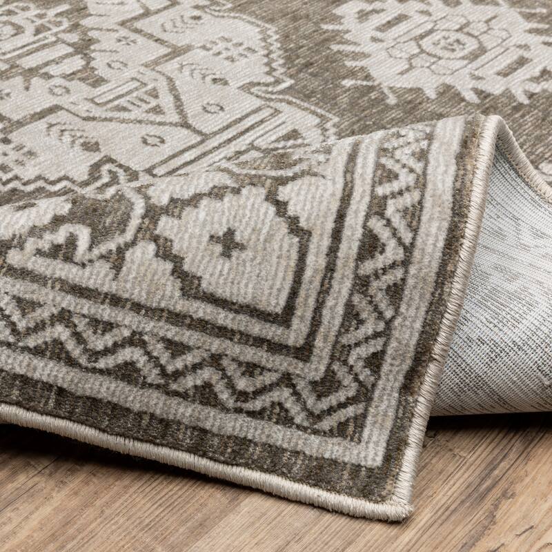 Style Haven Ingram Two-Tone Traditional Medallion Area Rug