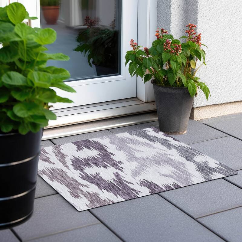 Machine Washable Indoor/ Outdoor Chantille Global Boho Rug - Purple - 1'8" x 2'6"