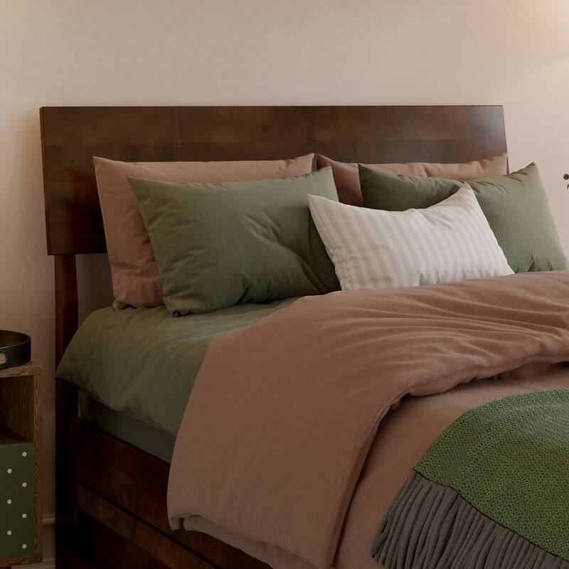 Norla Wood Platform Bed with Trundle