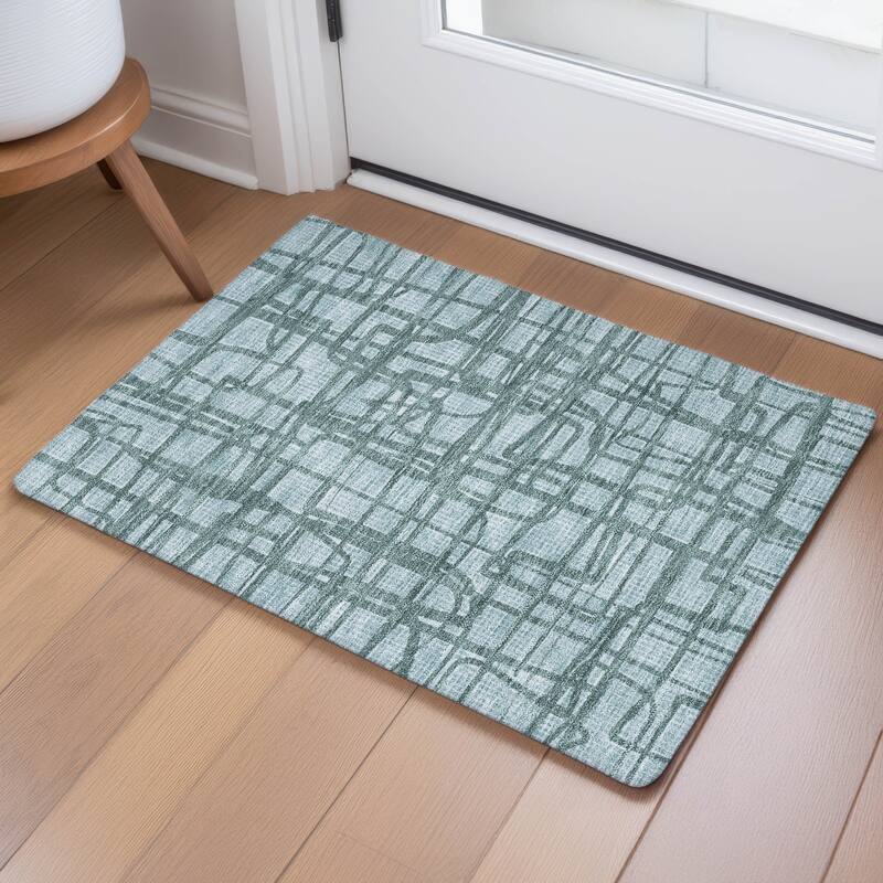 Machine Washable Indoor/ Outdoor Modern Centurion Chantille Rug