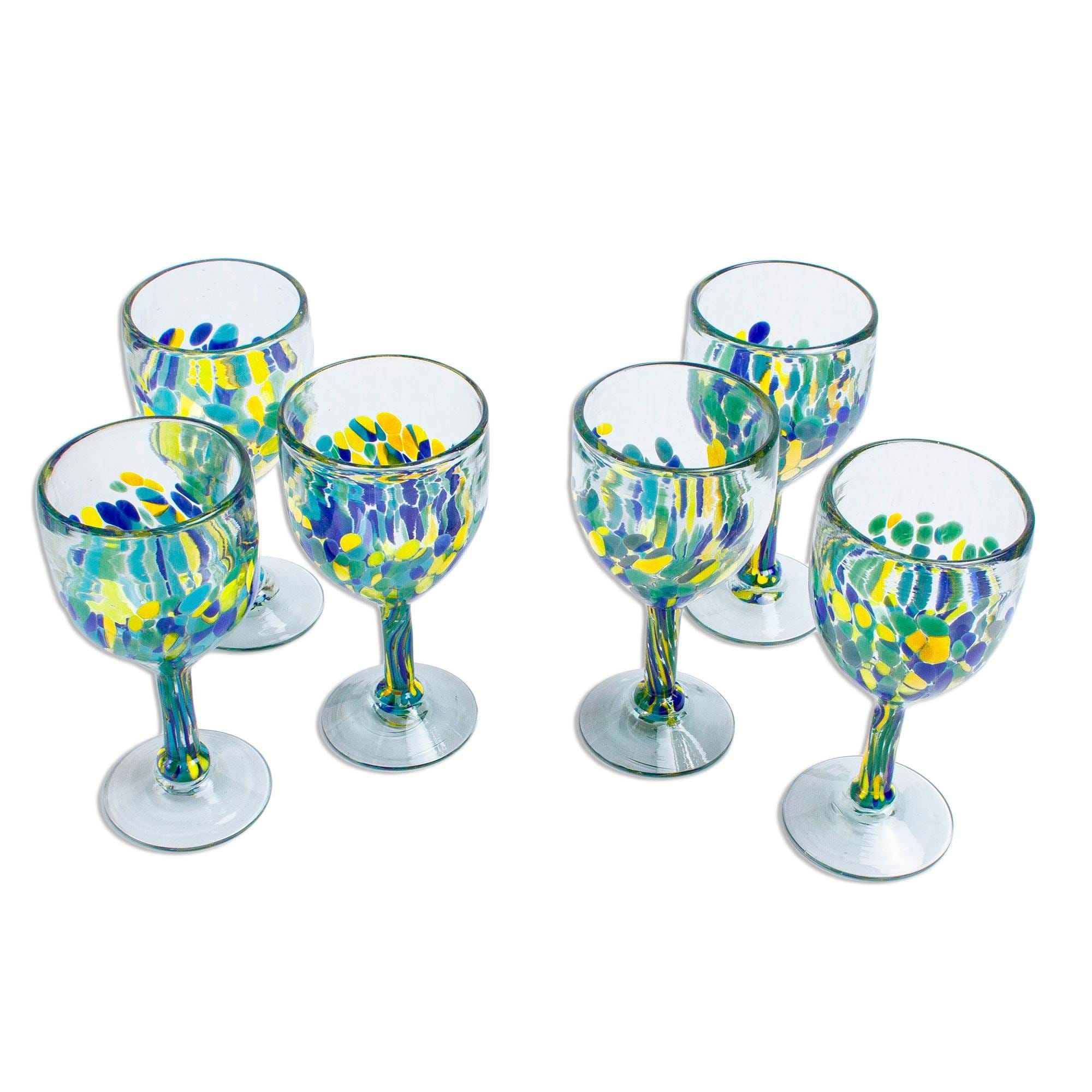 https://ak1.ostkcdn.com/images/products/is/images/direct/610fbd98c19f8e172150d4b68e6a4cf48358608d/Handmade-Tropical-Confetti-glass-wine-glasses-%28Mexico%29.jpg