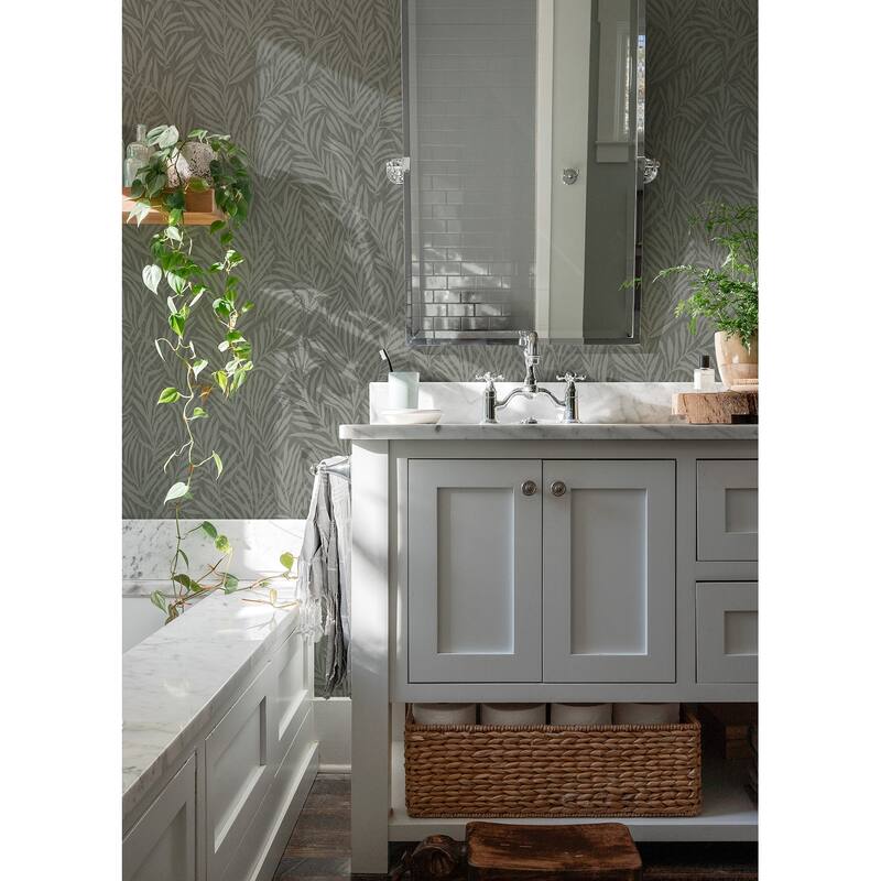 Advantage Holzer Dark Green Fern Wallpaper