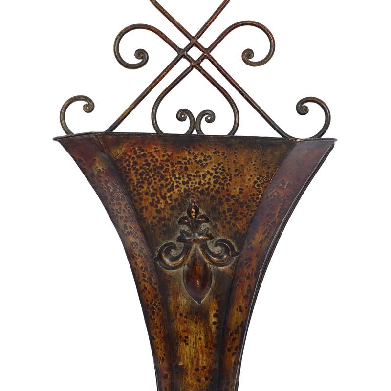 Brown Metal Indoor Outdoor Weathered Hanging Scroll Indoor Outdoor Wall Planter with Fleur-De-Lis Accent (Set of 2)