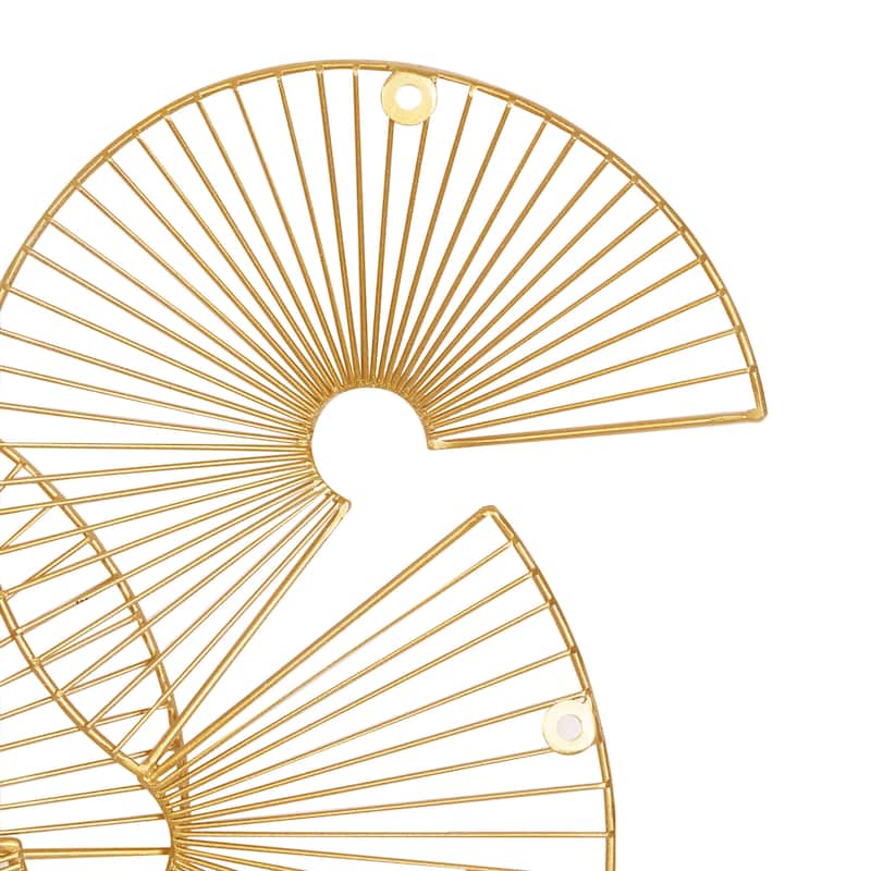 CosmoLiving by Cosmopolitan Gold Metal Crescent Overlapping Wire Fan Sunburst Home Wall Decor