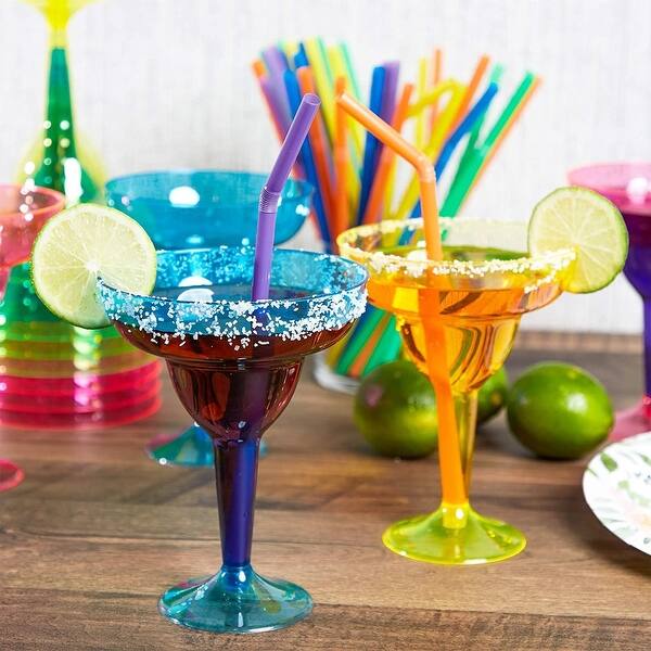old wine glasses 6 VINTAGE CRISTAL MODE WINE GLASSES CALICI ACQUA GOLD RIM MADE IN ITAL   Kitchens For Good