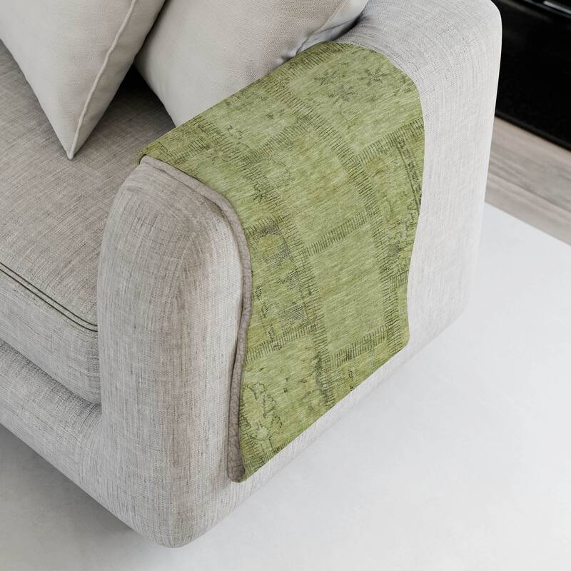 Premium Machine Washable Vintage Patchwork Sherpa Throw Blanket - Fern - 4'2" x 5'10"