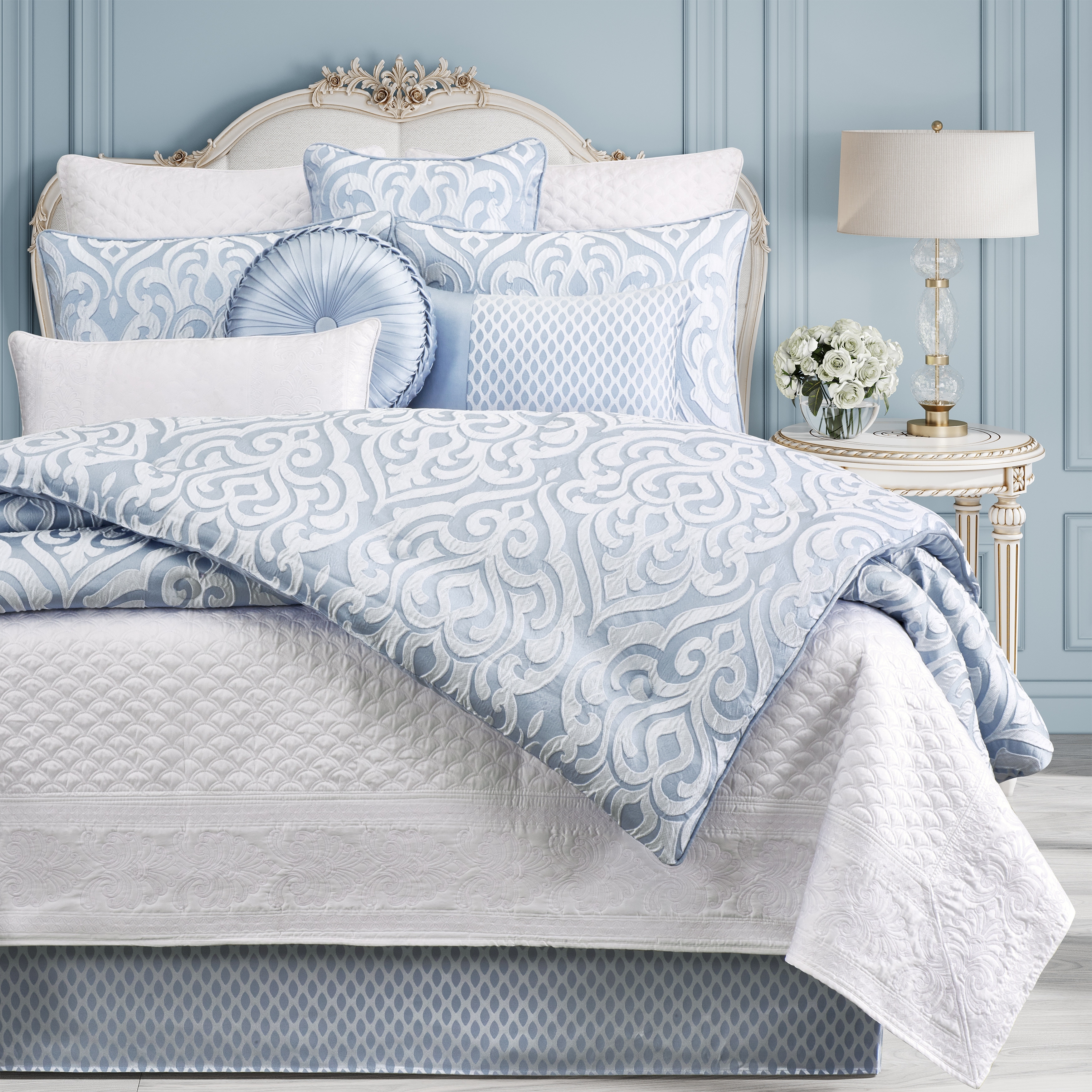J. Queen New York Liana 4-Piece Plush Microfiber Comforter Set