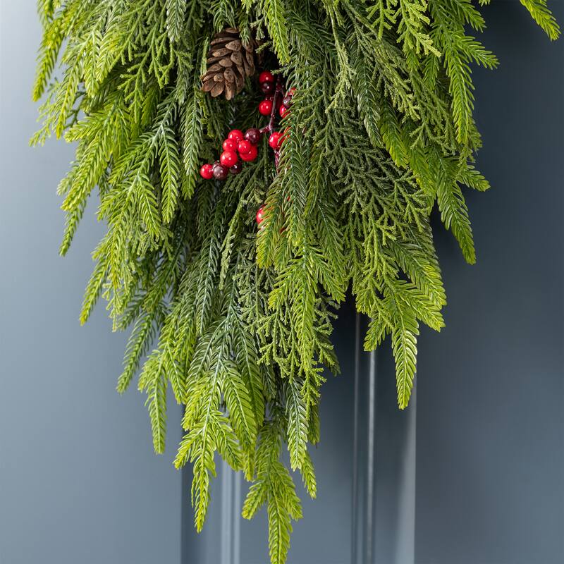 Glitzhome Christmas Greenery PE Dripping Wreath & Teardrop Set