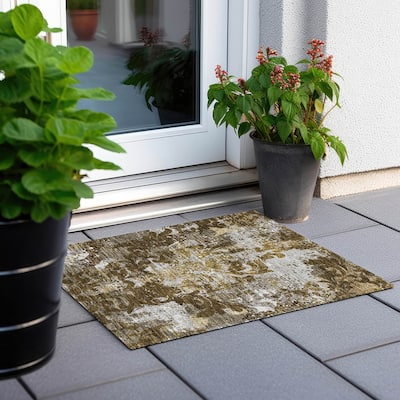 Machine Washable Indoor/ Outdoor Chantille Vintage Damask Rug
