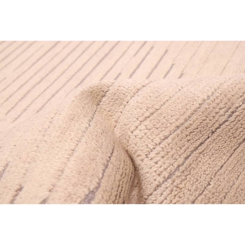 ECARPETGALLERY Hand-knotted Tangier Beige Wool Rug - 5'5 x 7'7