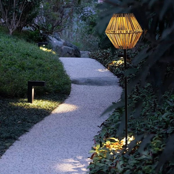 Stand up garden lights hot sale