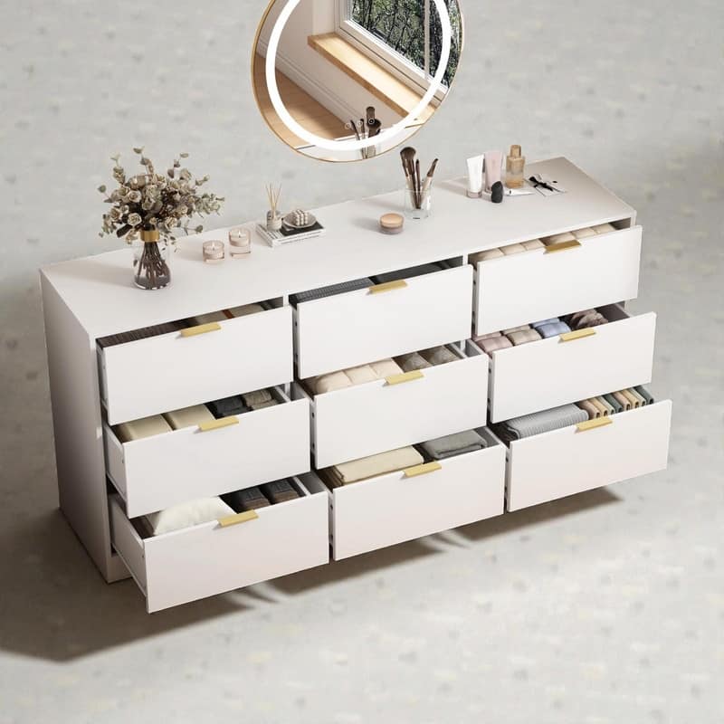 9-Drawer Modern Dresser with Handle-Free Design, Wood Storage Chest for Bedroom or Entryway