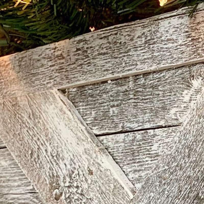 HomeRoots 23" Natural Weathered Gray Whitewash Christmas Tree Collar - 22.6' X '14.6' X '3.4