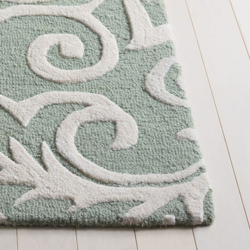 SAFAVIEH Handmade Glamour Aneke Floral Wool Rug