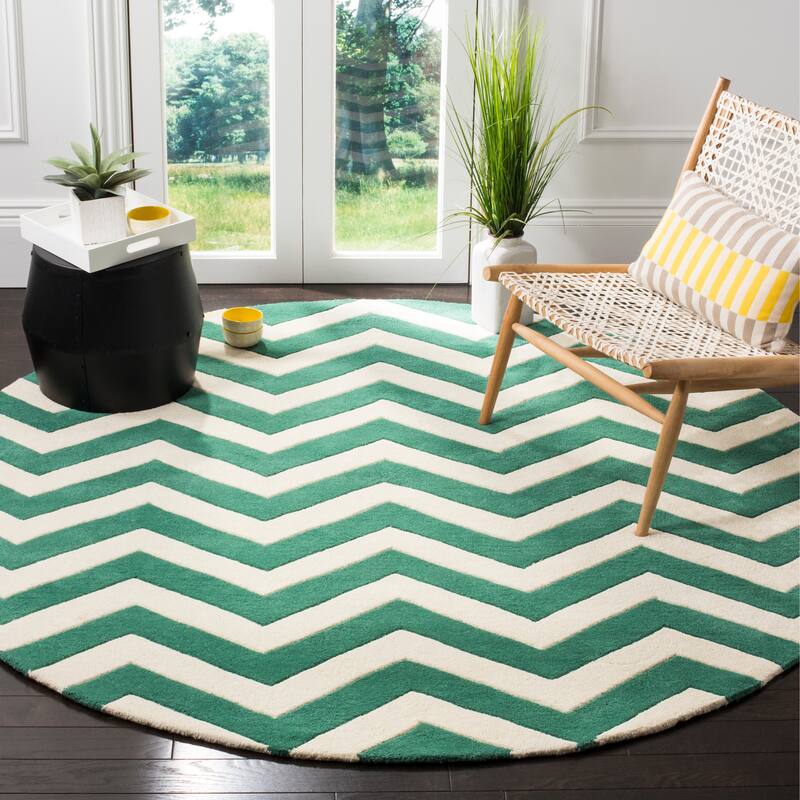 SAFAVIEH Handmade Chatham Traudel Modern Moroccan Wool Rug - 5' Round - Teal/Ivory