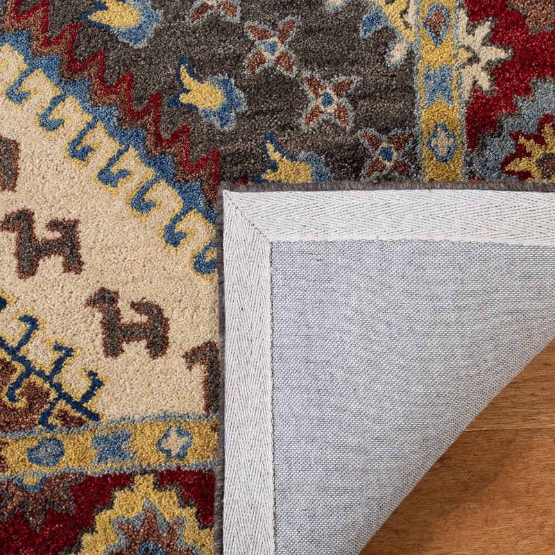 SAFAVIEH Handmade Antiquity Geirlaug Traditional Oriental Wool Rug