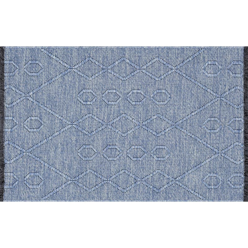 Alameda Solid Color Geometric Machine Washable Indoor Area Rug