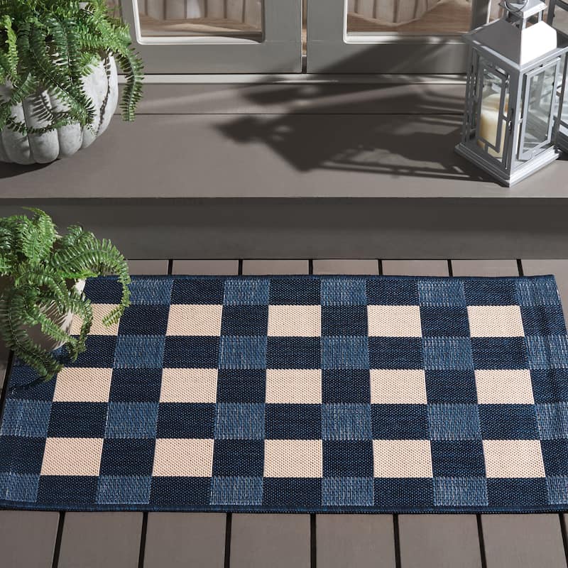 SAFAVIEH Courtyard Meryem Indoor/Outdoor Washable Backyard Patio Rug