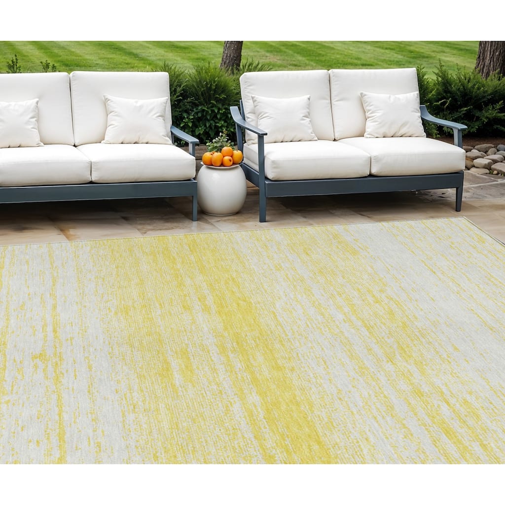 HomeRoots Striped Transitional Rectangle Outdoor Rug