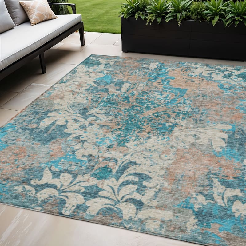 HomeRoots Damask Transitional Rectangle Outdoor Rug - 5' X 8'