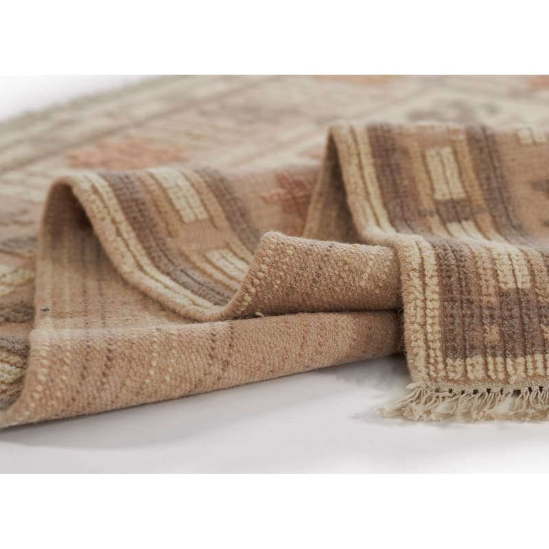 Momeni Bristol Hand Woven Wool and Cotton Medallion Area Rug