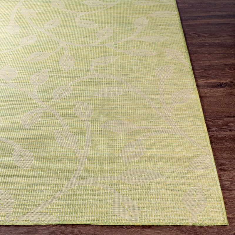 Artistic Weavers Otis Indoor / Outdoor Floral Area Rug