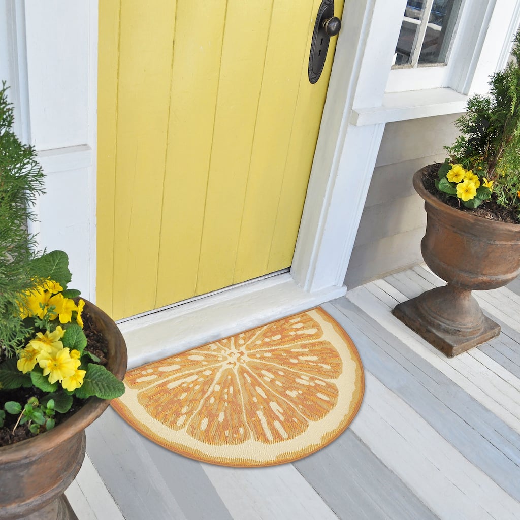 Liora Manne Esencia Lemon Indoor/Outdoor Mat Yellow 2'5" x 1'7" 1/2 SHAPED