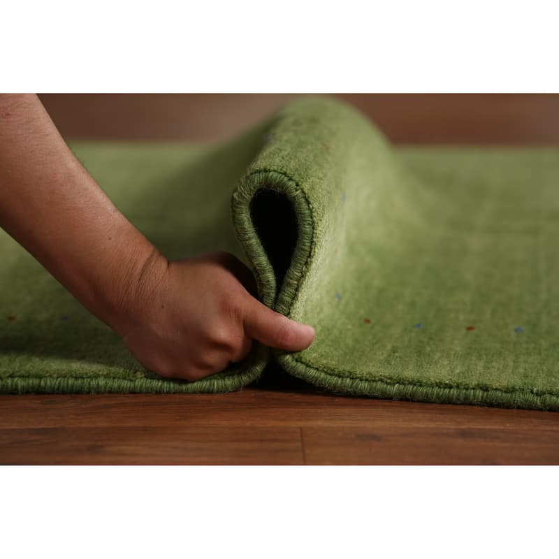 Hand Knotted Oriental 100% Wool Carpet Tribal Tribal Green Gabbeh Area Rug - 7' 7'' X 5' 3''