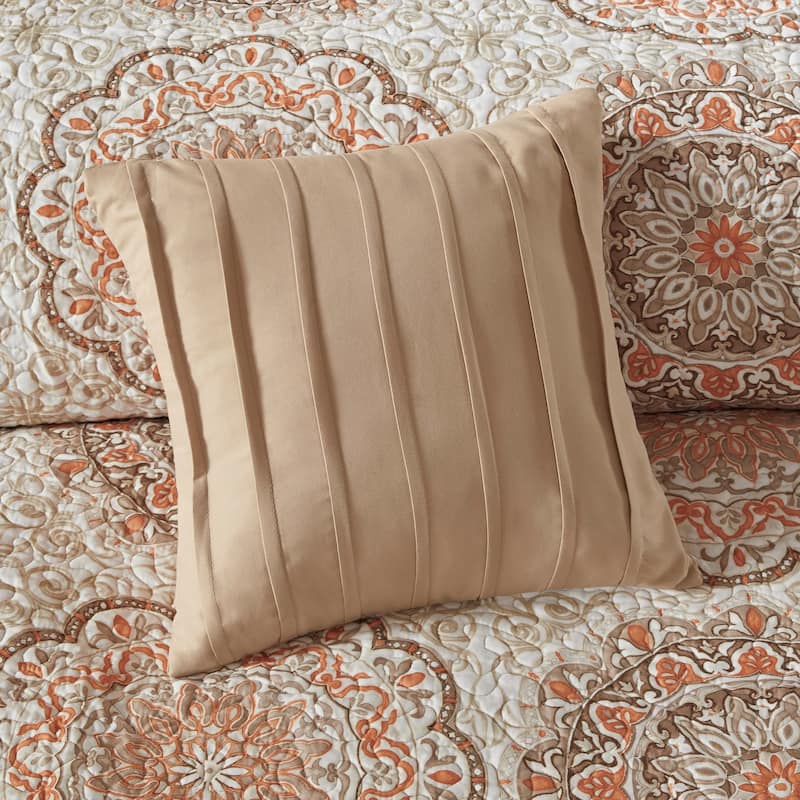 Madison Park Curtner 6 Piece Reversible Quilt Set with Throw Pillows
