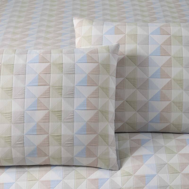 Martex Expression Yuma Comforter Set Soft and Stylish Bedding