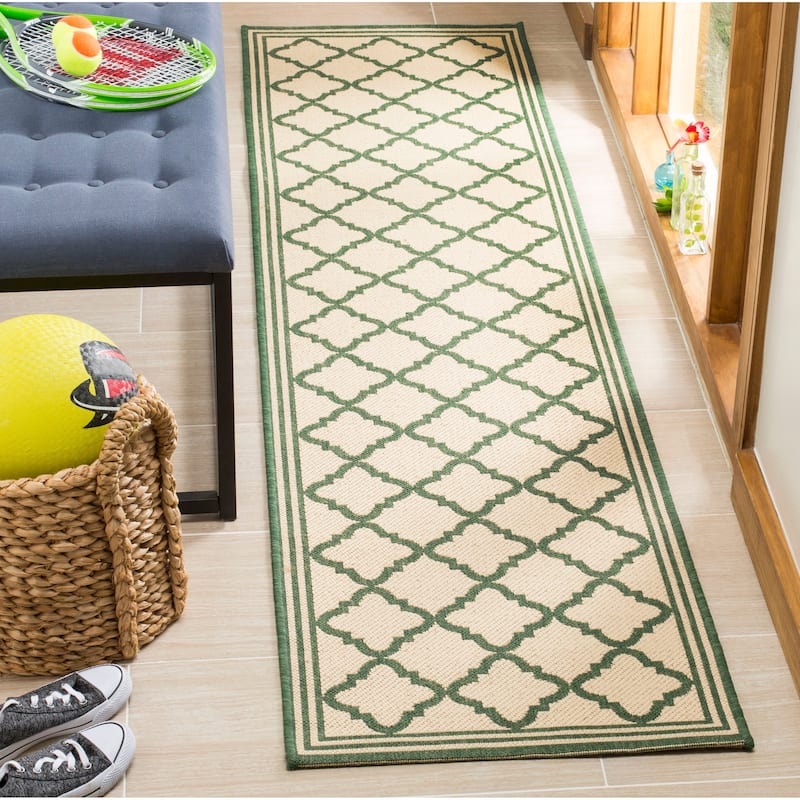 SAFAVIEH Linden Carolynn Indoor/ Outdoor Patio Backyard Rug - 2'2" x 8' Runner - Cream/Green