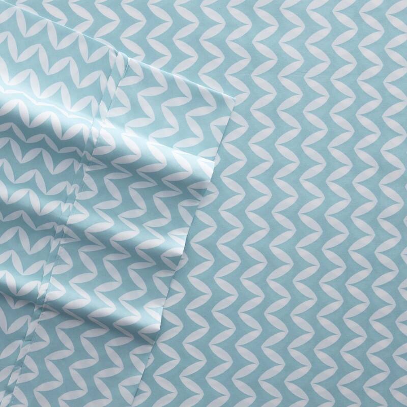 Becky Cameron Ultra Soft Printed 4 Piece Deep Pocket Bed Sheet Set - California King - puffed chevron-light blue