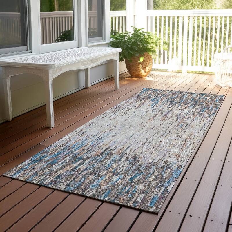 Machine Washable Indoor/ Outdoor Abstract Moxy Chantille Rug - Taupe - 2'3" x 7'6"