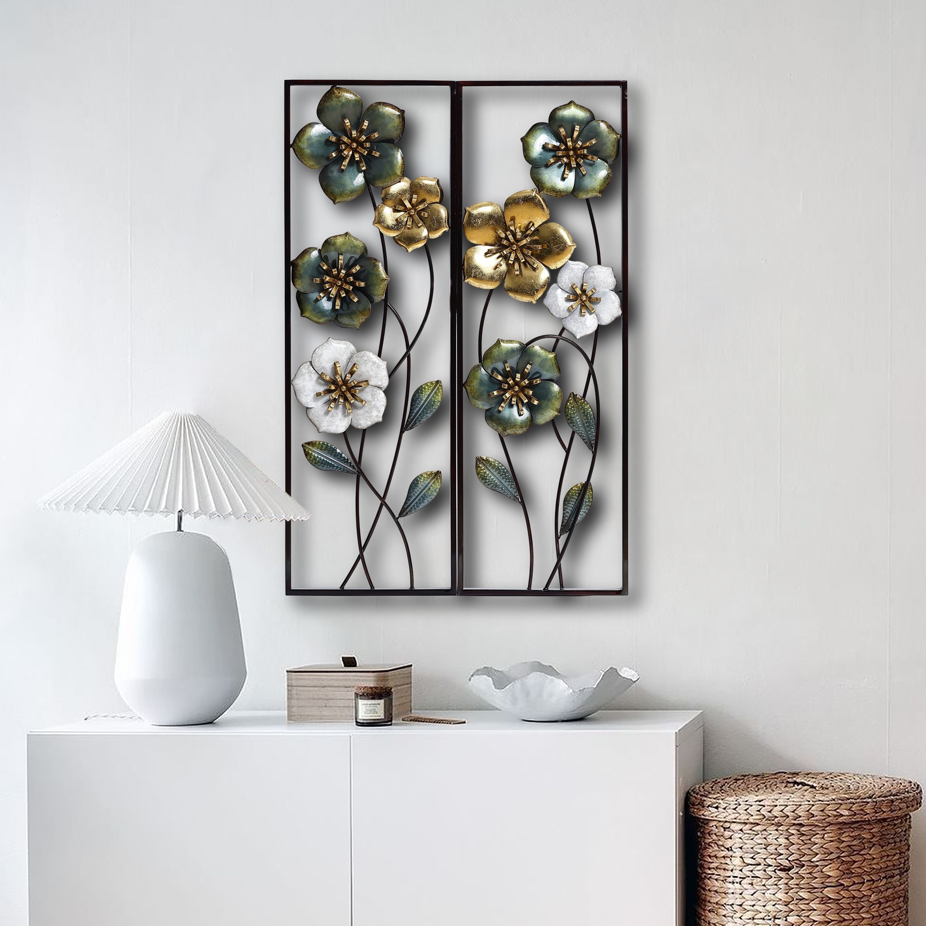 Modern Gold and Brown Metal Wall Decor (Set of 2) - On Sale - Bed Bath &  Beyond - 22402954