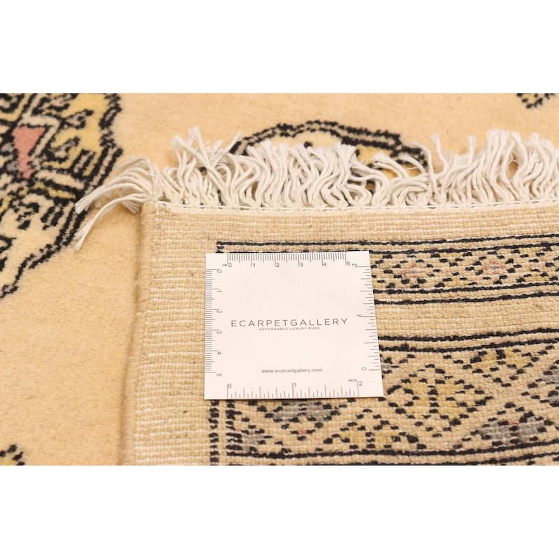 ECARPETGALLERY Hand-knotted Peshawar Bokhara Cream Wool Rug - 2'8 x 10'0