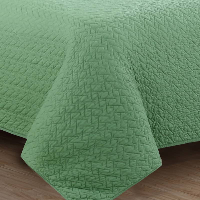 Copper Grove Avon Quilt Set