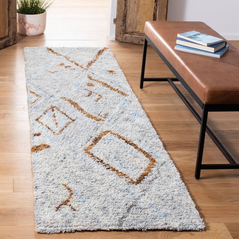 SAFAVIEH Handmade Casablanca Shag Synne Wool Rug - 2'3" x 8' Runner - Grey/Blue - Runner