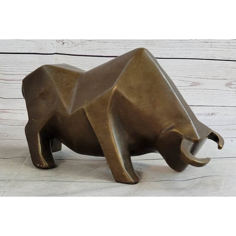 Hot Cast Bronze Sharp Edged Imitative Bull Modern Art Figurine Figure Sculpture Signed Art