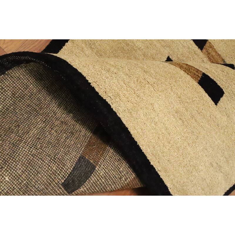 Hand Knotted Oriental 100% Wool Carpet Modern Geometric Beige & Ivories Gabbeh Area Rug - 5' 11'' X 4' 0''