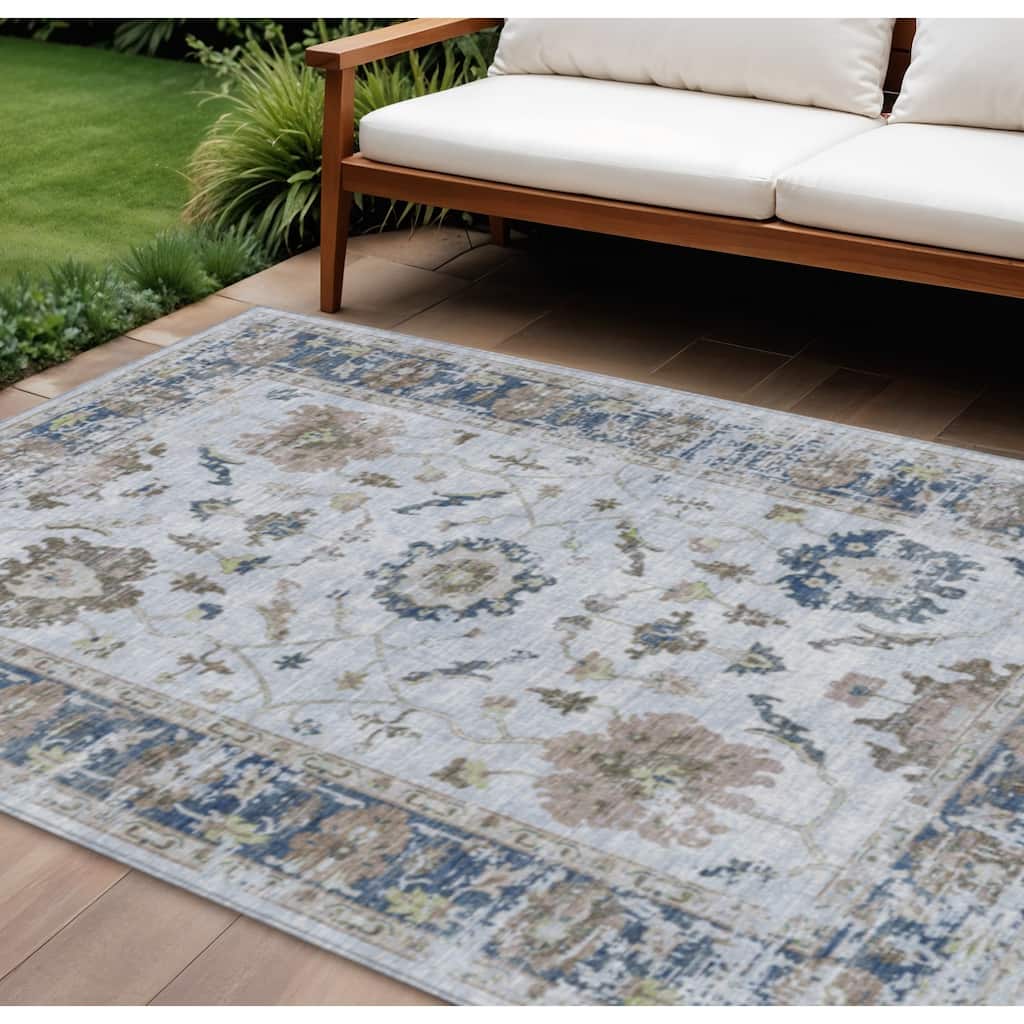 HomeRoots Floral Traditional Rectangle Outdoor Rug