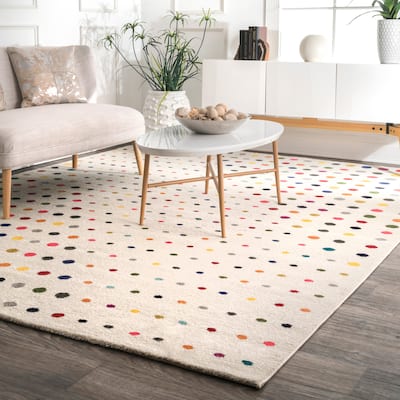 Nuloom Dorie Polka Dot Area Rug