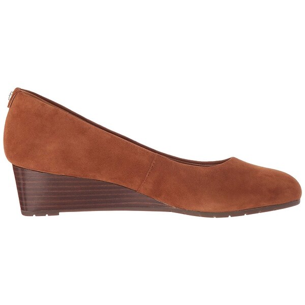 Clarks Vendra Bloom Wedge Pump 2024 utopiaurbana.city