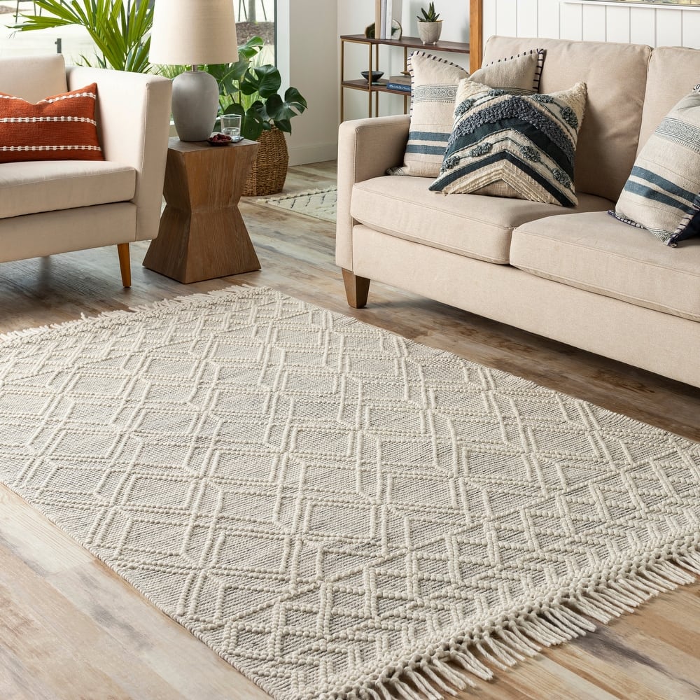 Livabliss Hayli Handmade Farmhouse Wool Blend Area Rug
