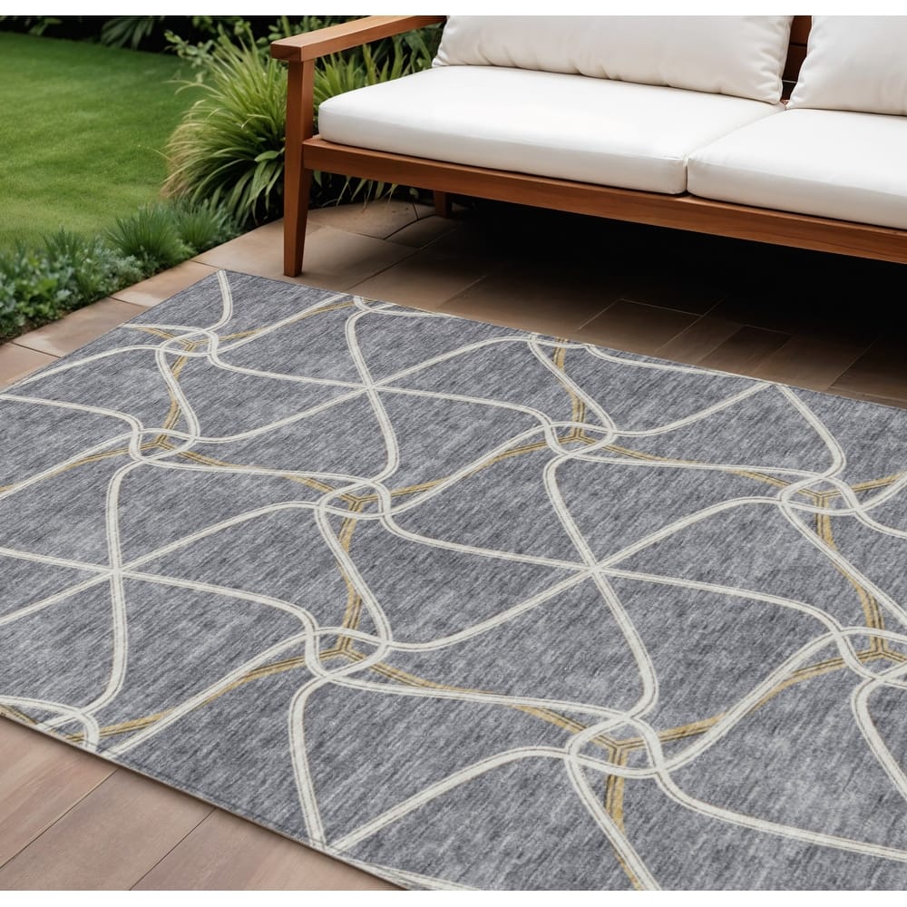 HomeRoots Geometric Contemporary Rectangle Outdoor Rug