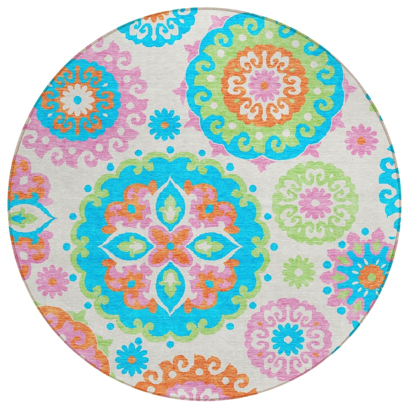 Machine Washable Indoor/ Outdoor Chantille Casual Medallion Rug