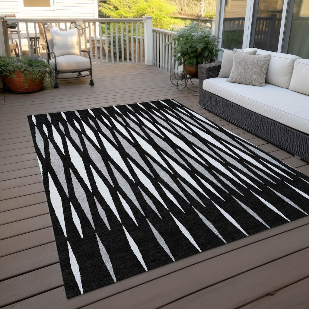 Machine Washable Indoor/ Outdoor Chantille Mosaic Contemporary Rug
