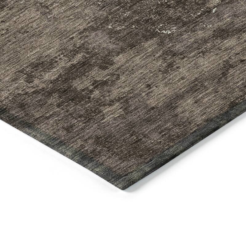 Machine Washable Indoor/ Outdoor Chantille Distressed Traditional Rug
