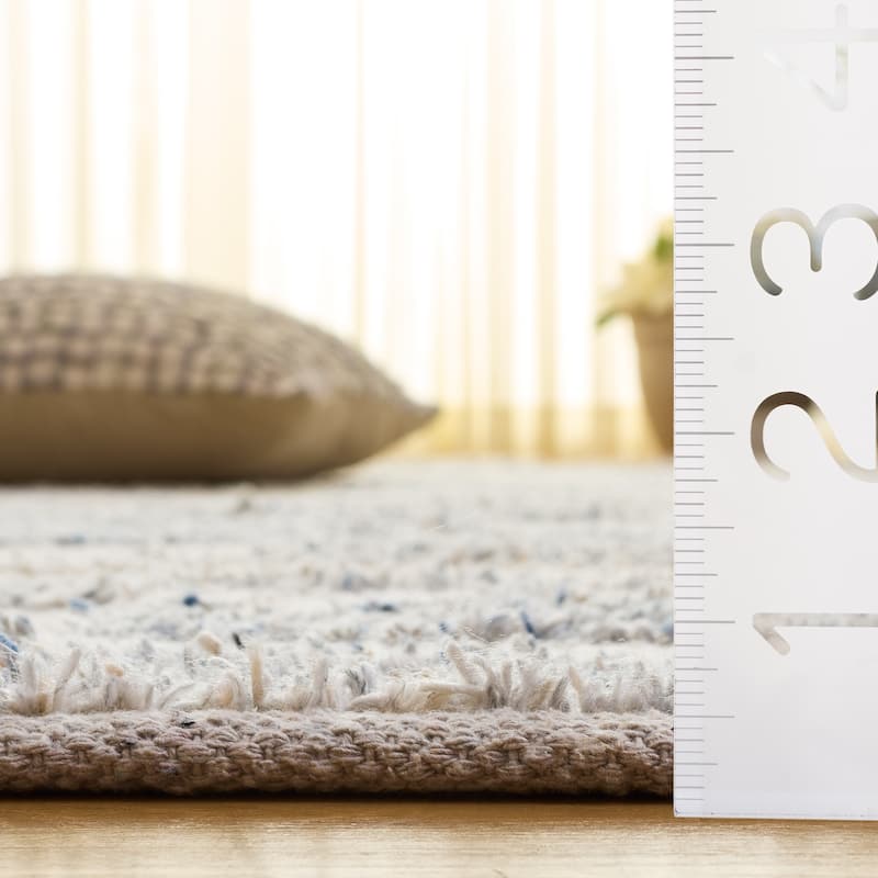 SAFAVIEH Handmade Natura Morane Wool Rug