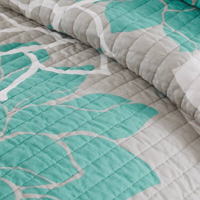 GDF Studio - Lola Printed Cotton Reversible Quilt Set with Throw Pillows